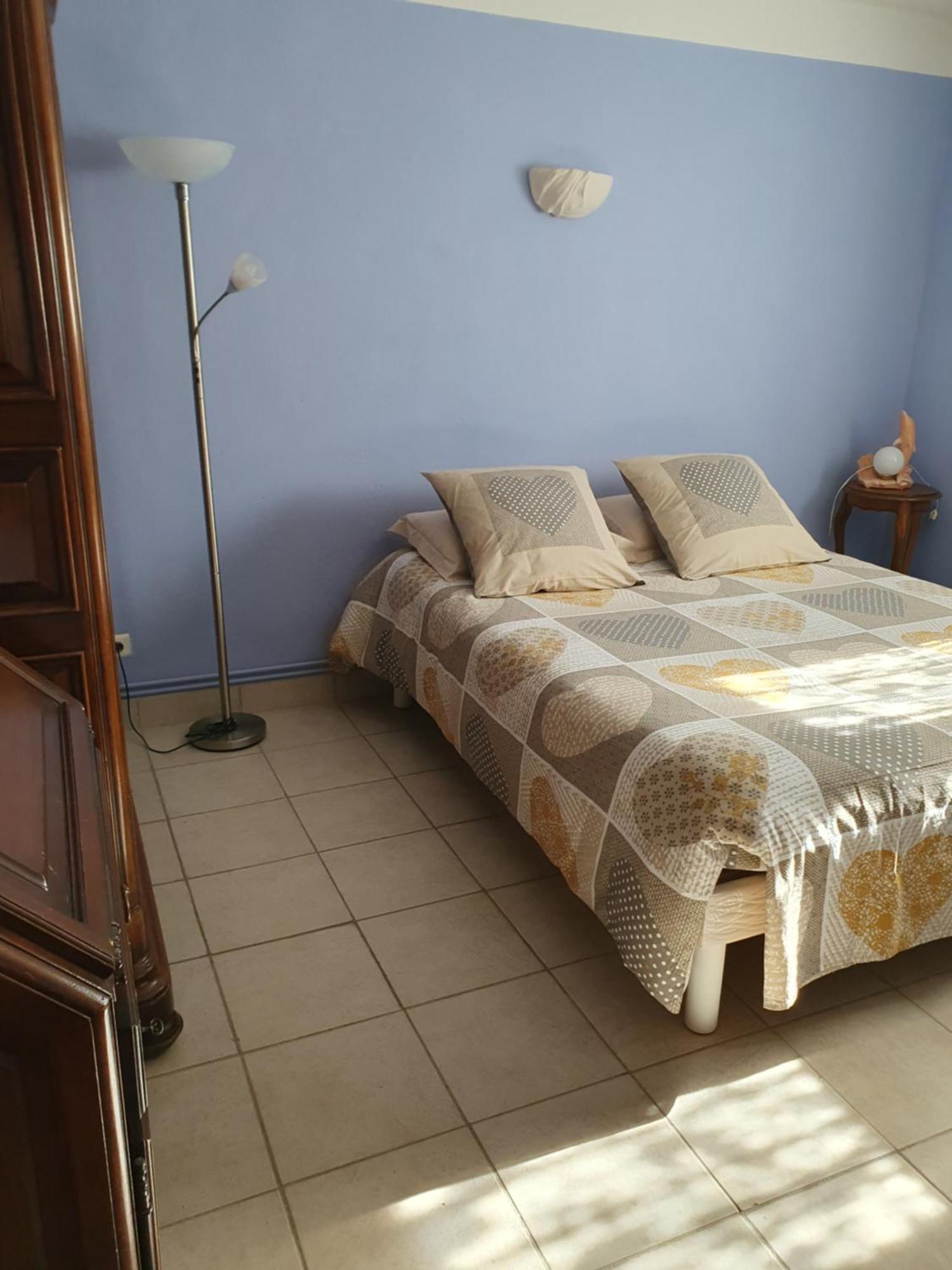 Appartement T2 Bas De Villa Avec Jardinet Au Calme Proche Mer La Seyne-sur-Mer Ngoại thất bức ảnh